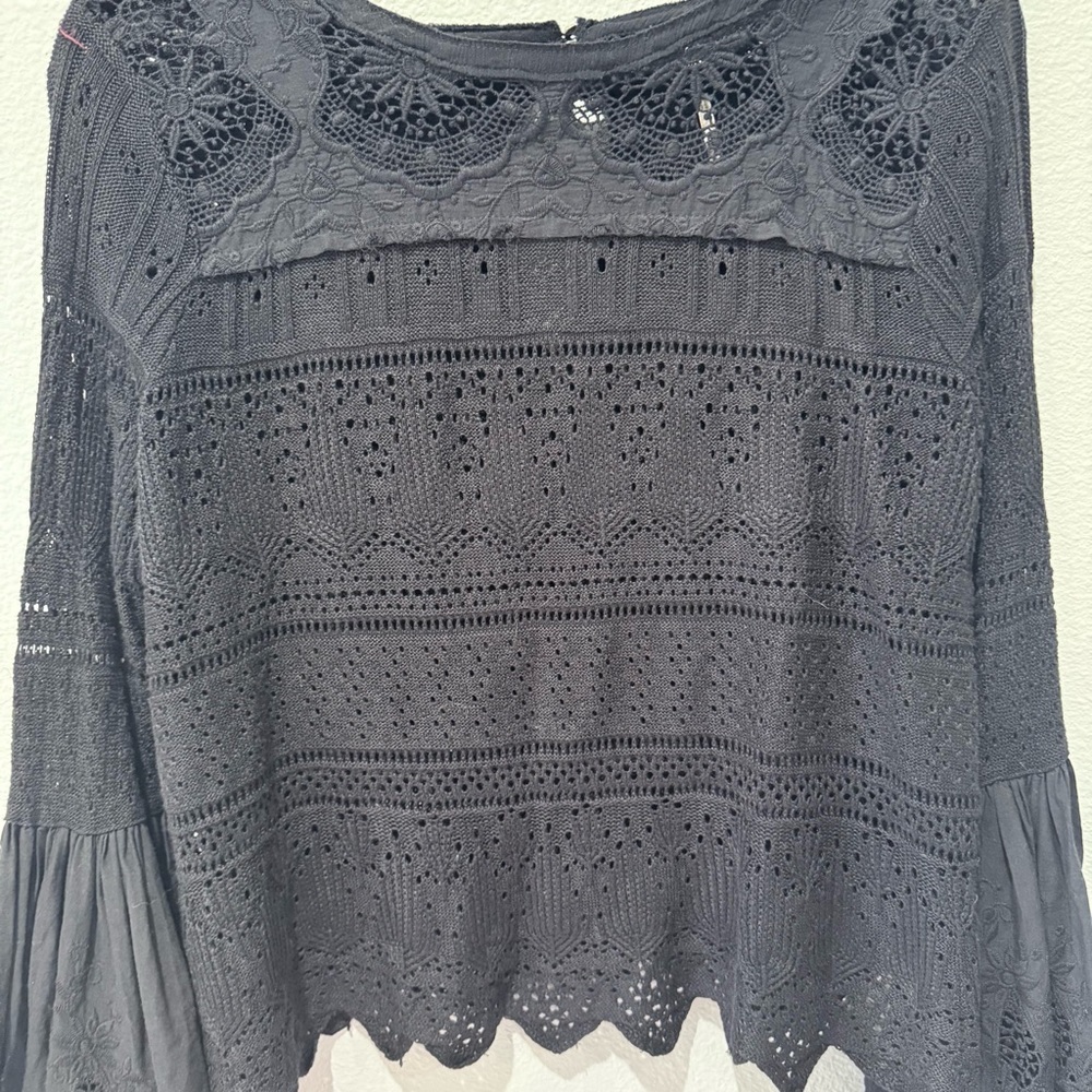 Free People Once Upon a Time Black Lace Bell Sleeve Top NWOT Size S - Picture 7 of 7